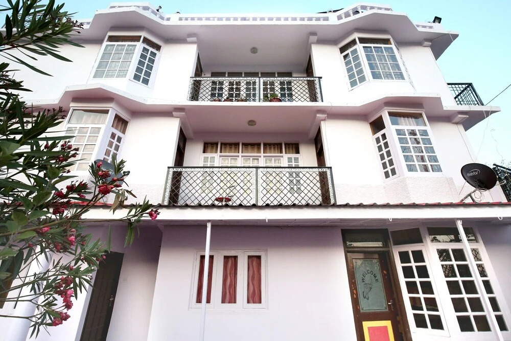 OYO 10306 Home Valley View 2 BHK Bhattakufar