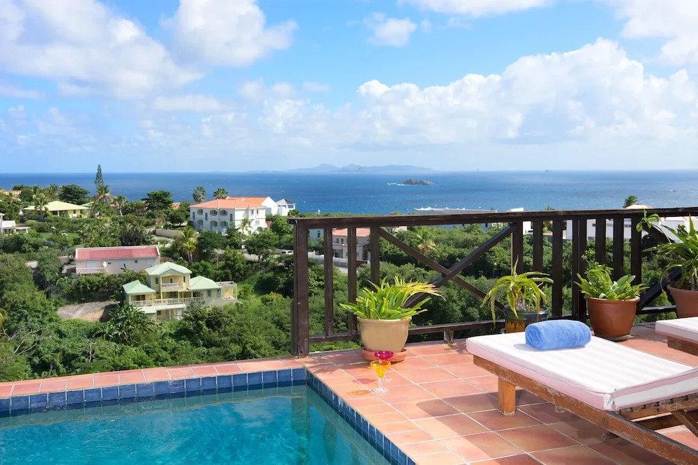 Moondance by Island Properties Online