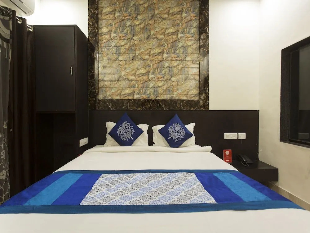 Hotel Swapnalok by OYO