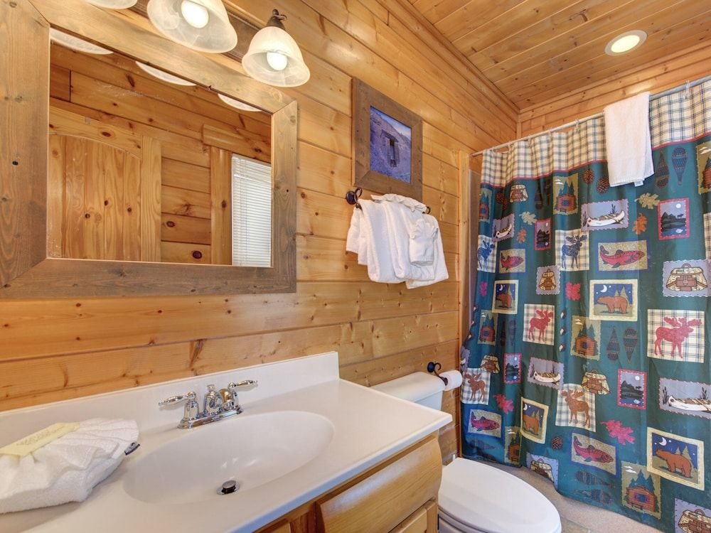 Moonlight Lodge
