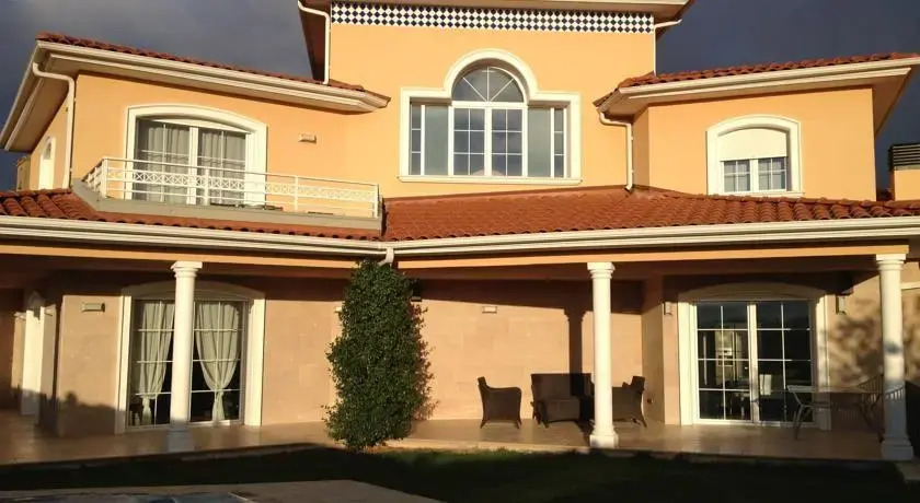 Ver Venir, acogedoras habitaciones con piscina
