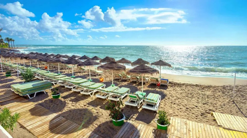 Vive Benalmádena Apartamento las Naciones, 200 Metros a la Playa