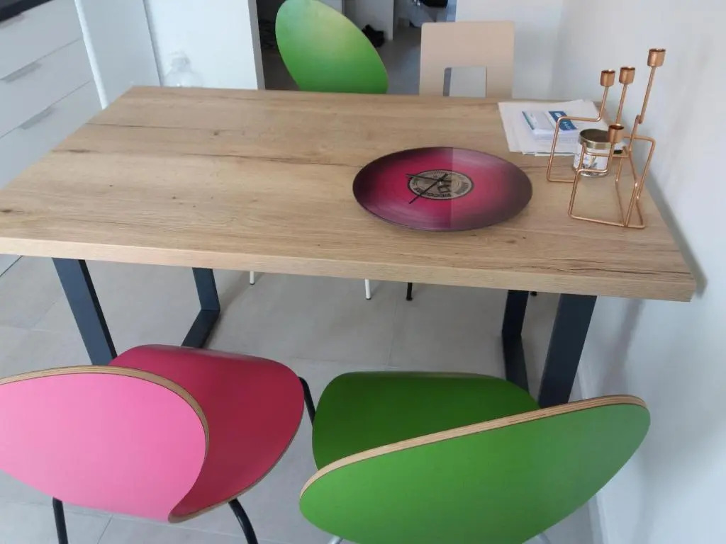 Lola app in city center, 4+1 pax