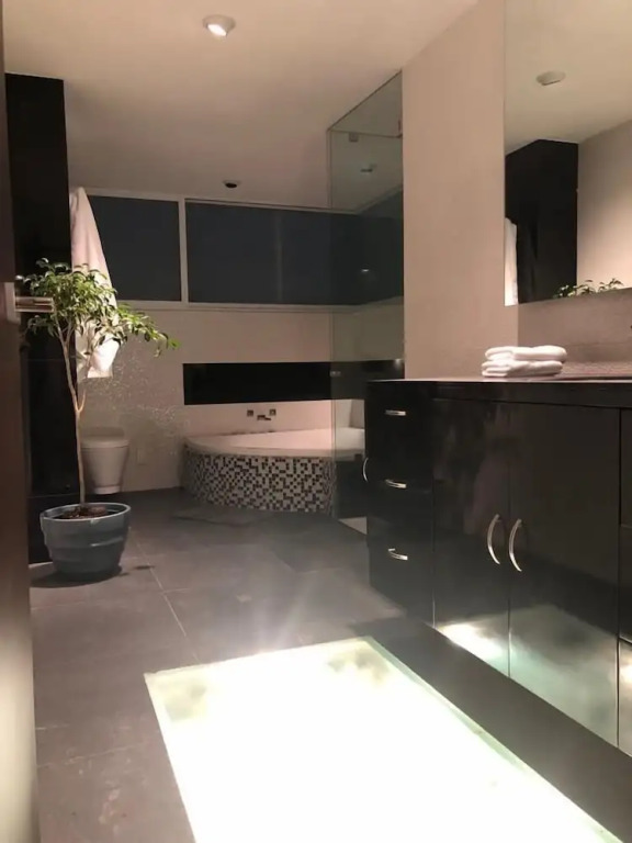 Masaryk Spacious & Modern apt w-Terrace