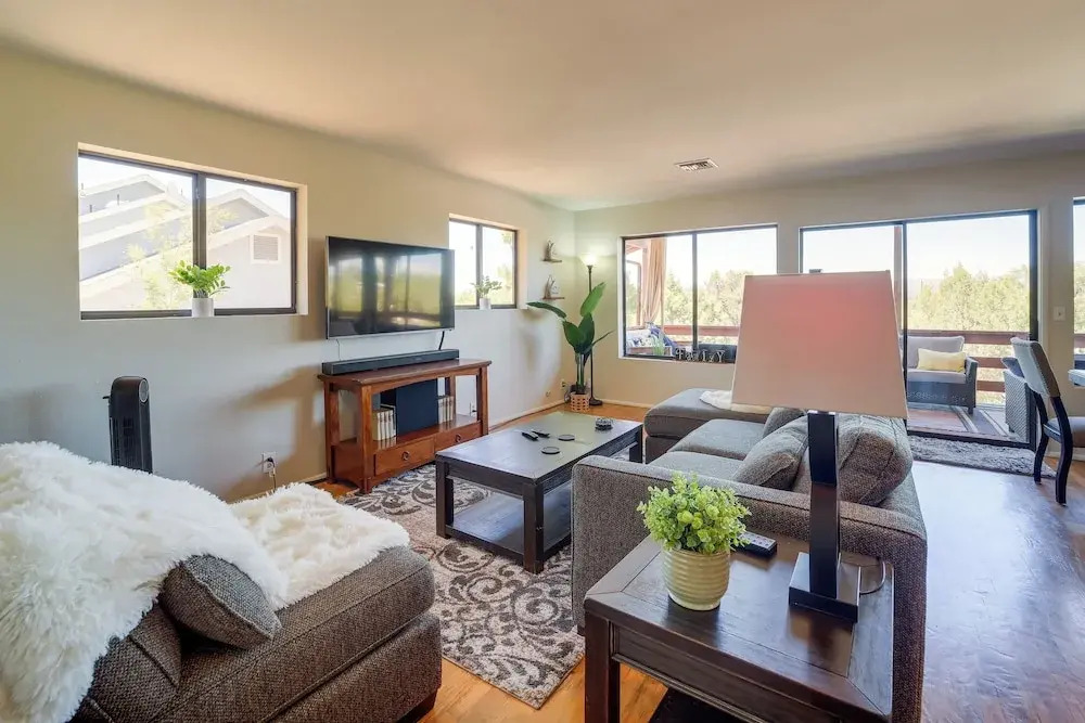 Hot Tub & Mountain Views: Payson Vacation Rental