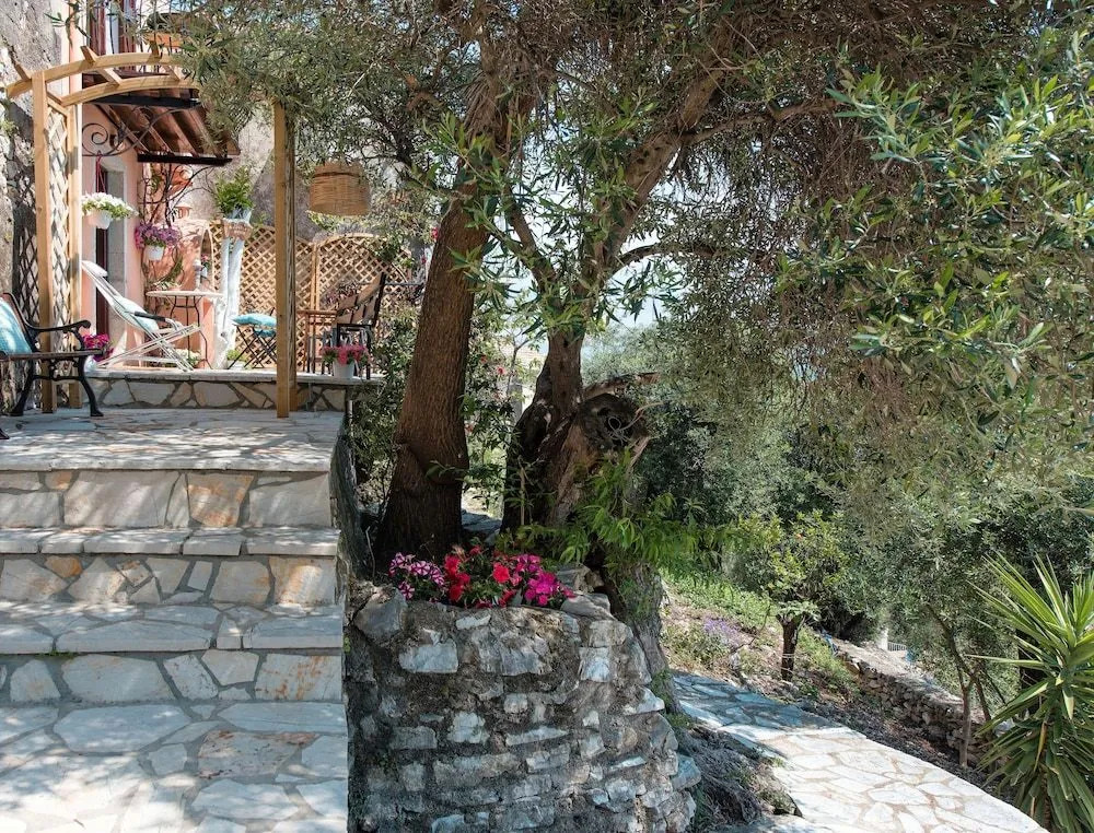 Nausica House