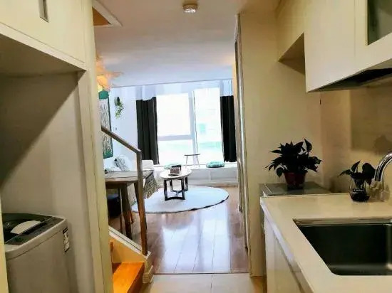 Nantong CBD Zhongnan Rainbow Yiloft Apartment