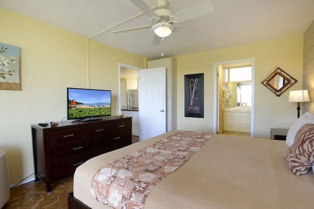 Haleakala Shores B-407 by Vacation Rental Pros