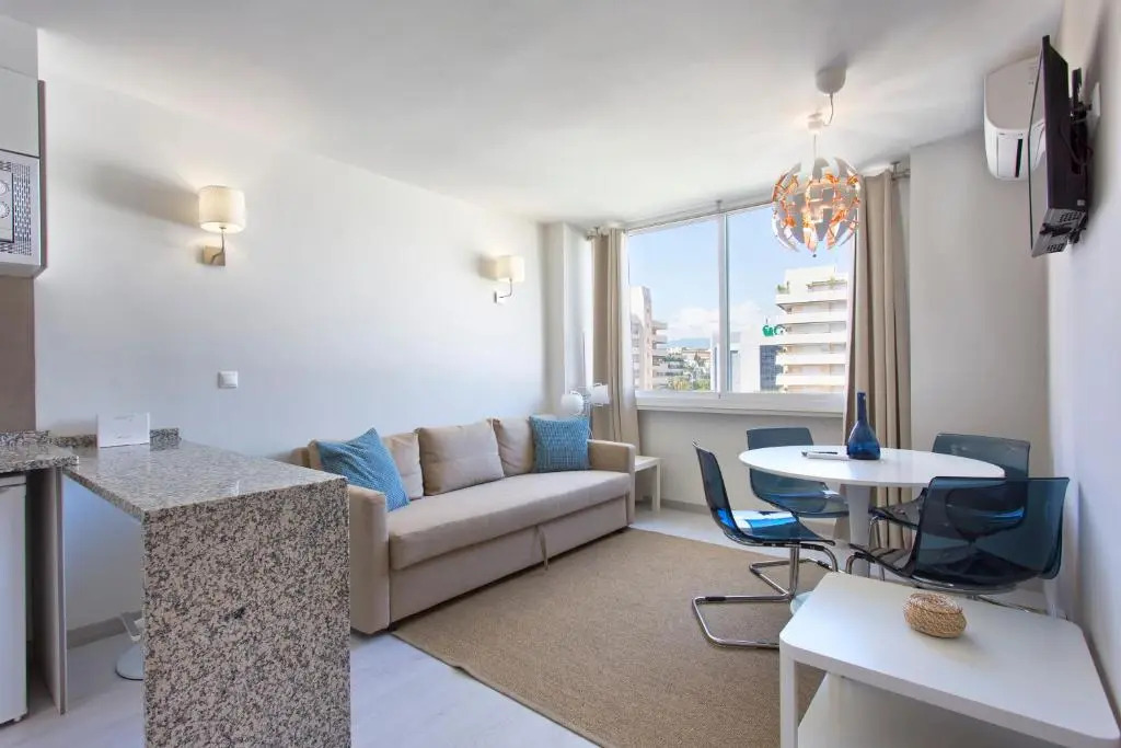 Second Line Beach Apartment