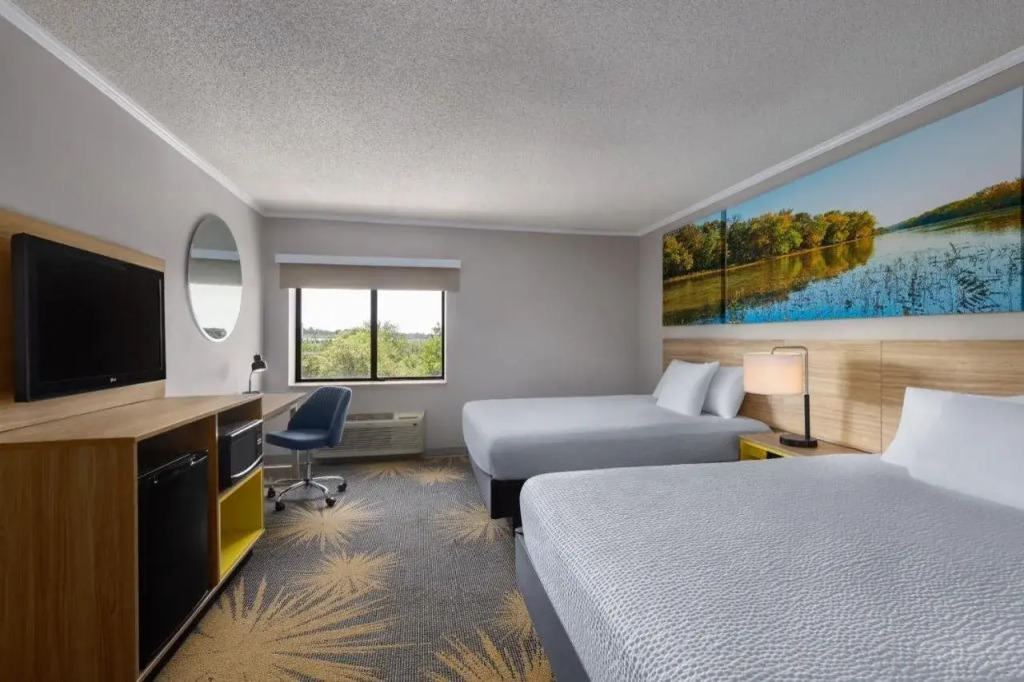 Days Inn by Wyndham Kansas City Northeast