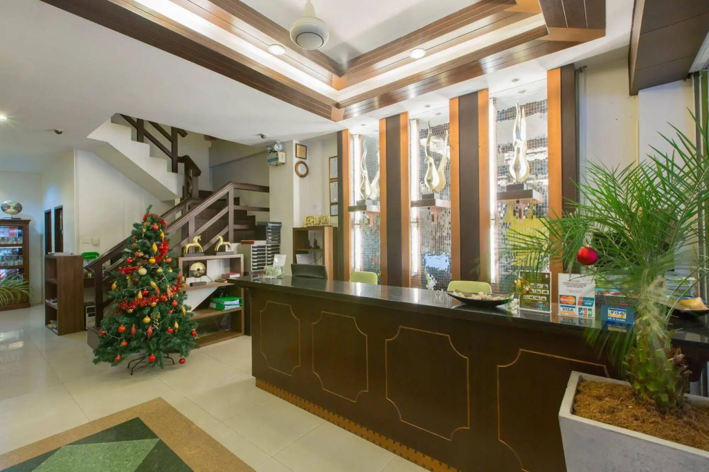 Marina Boutique Suites
