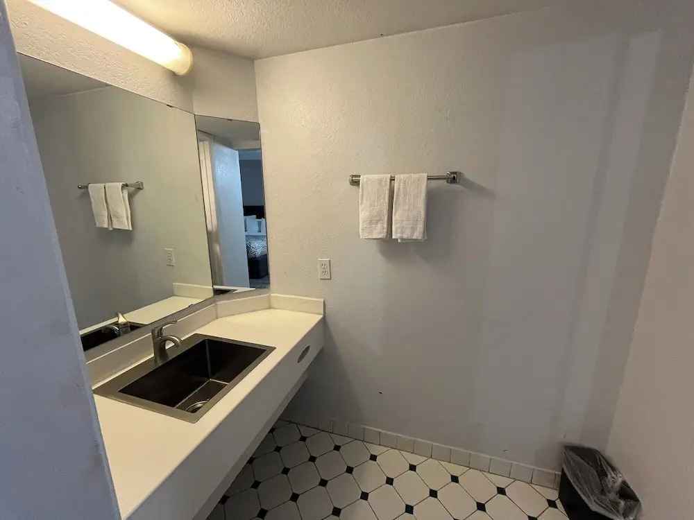 Studio 6 Phoenix, AZ Midtown