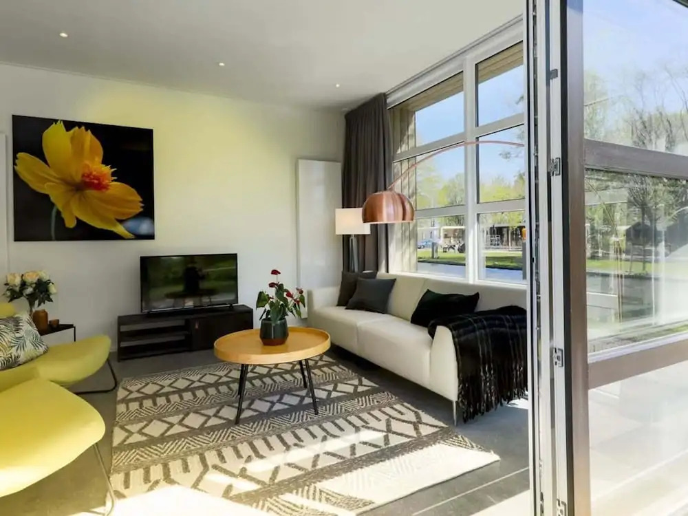 Modern Holiday Home With a Deco Fireplace