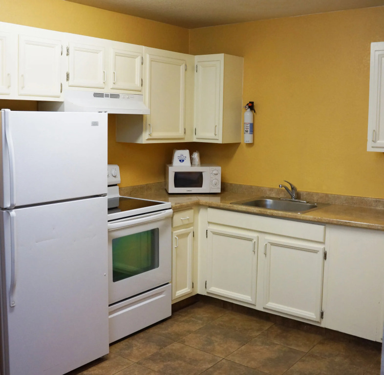 Americas Best Value Inn & Suites Anchorage Airport