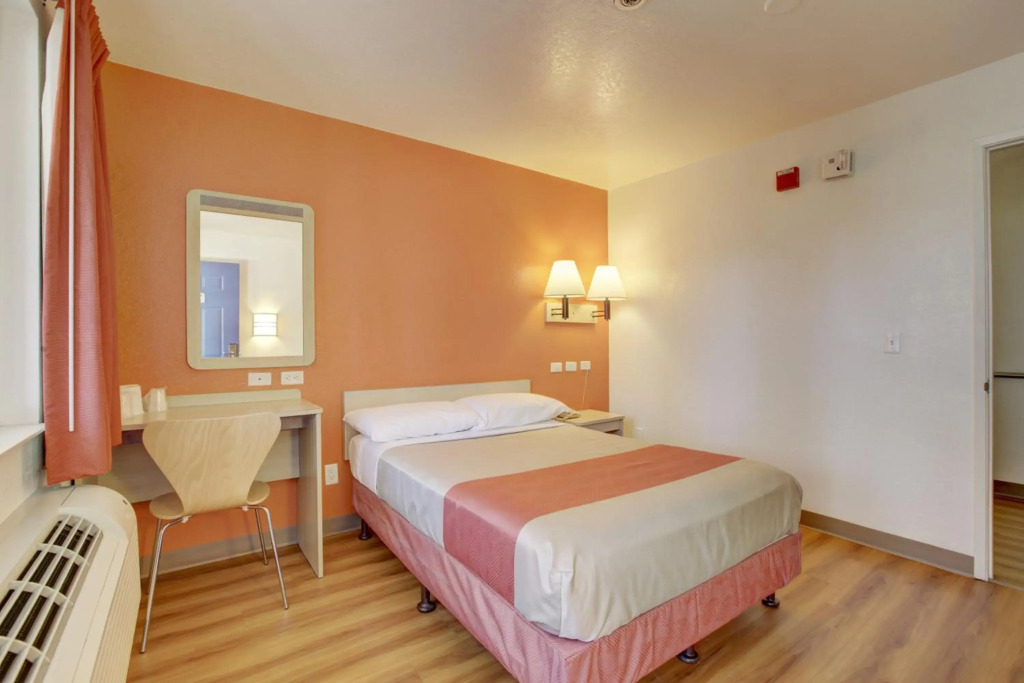 Motel 6-Westminster, CA - North