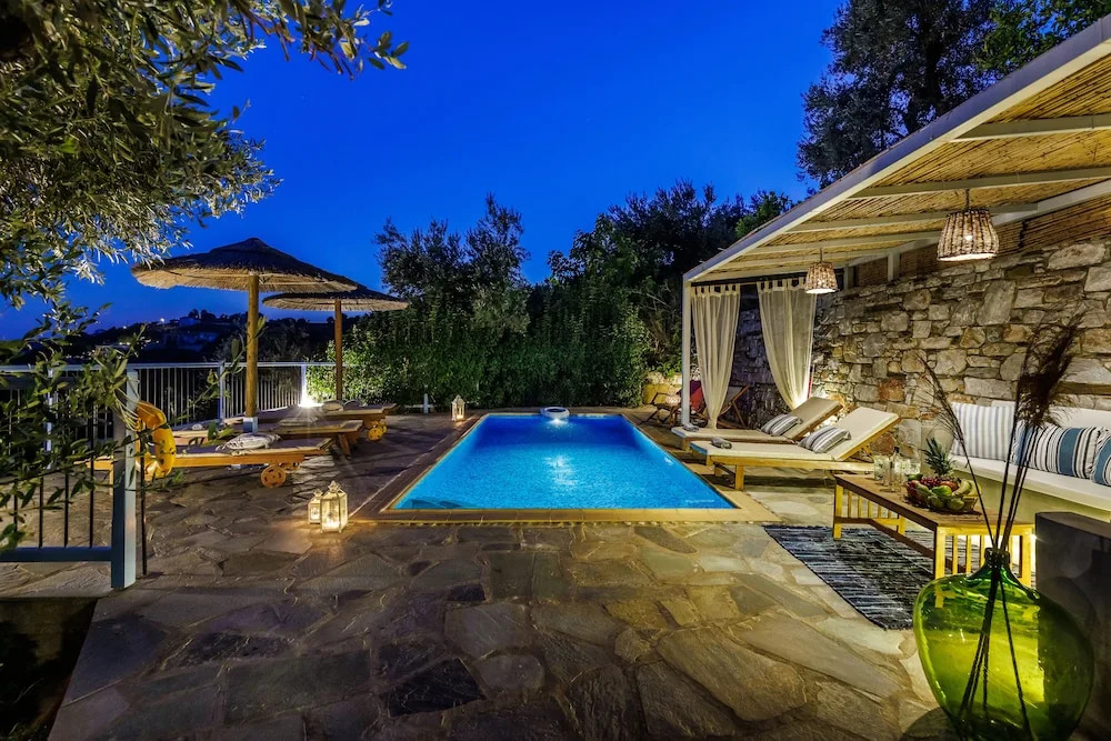 Villa Avaton With Magnificent sea View and Skopelos Town