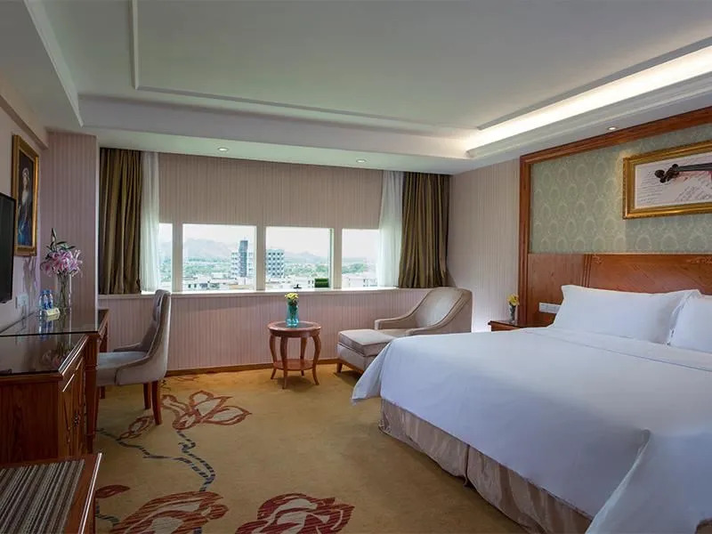 Vienna Hotel Mix City