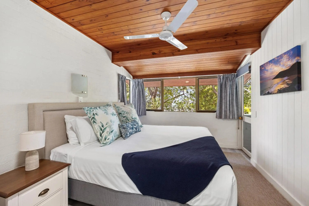 Tea Trees Apartment 6, Little Cove