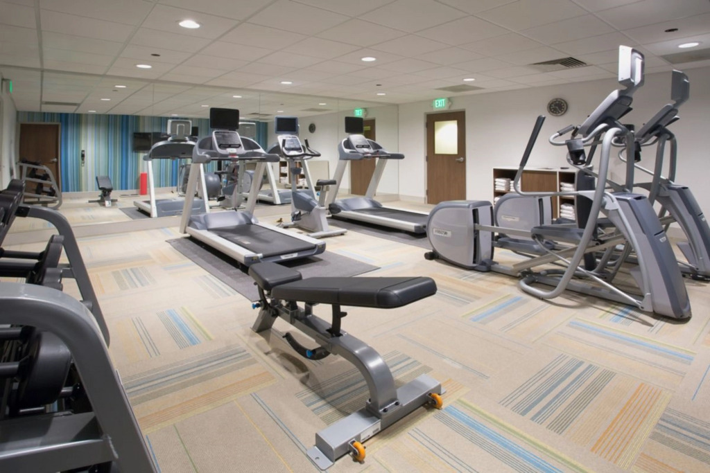 Holiday Inn Express & Suites - Miramar by IHG
