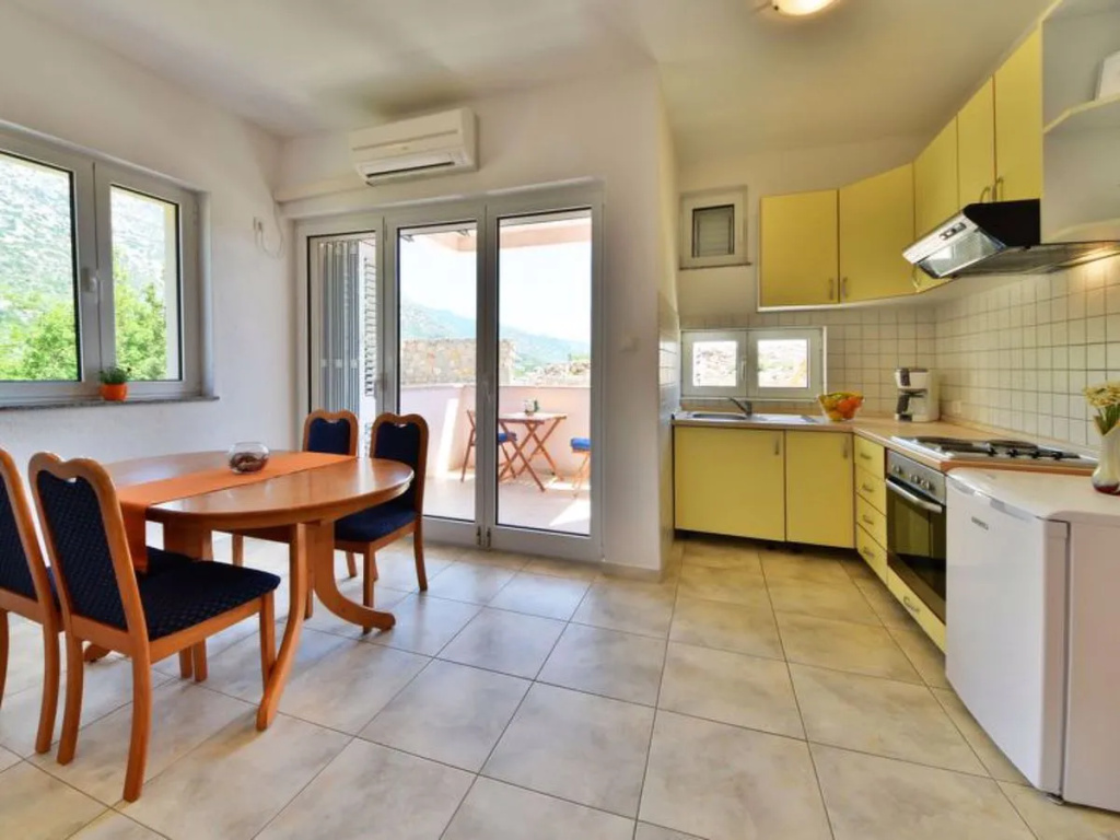 Apartment Golub Karlobag