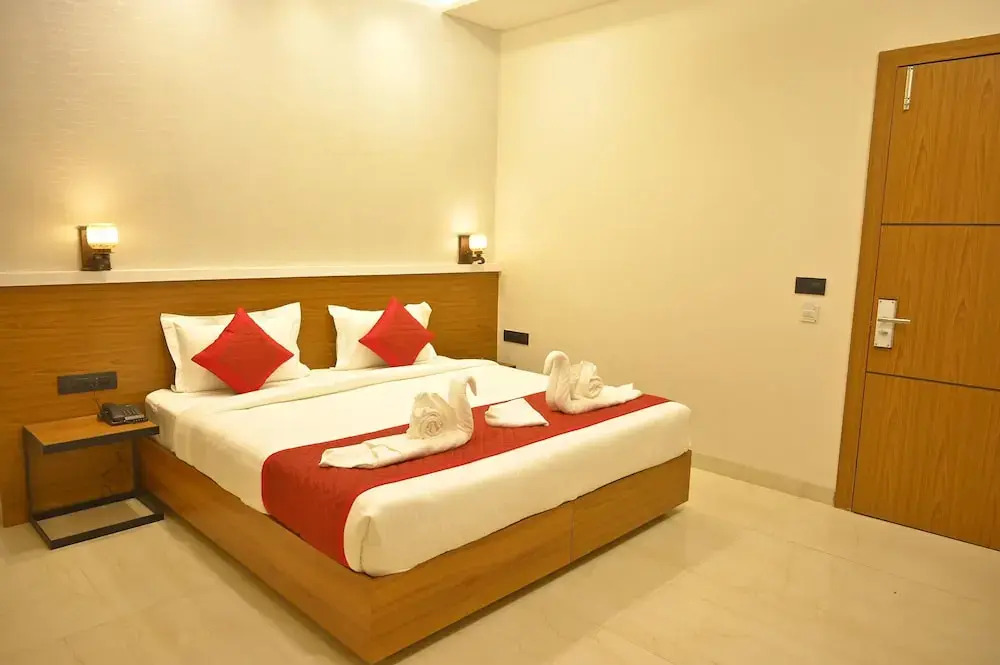 Hotel 7-B
