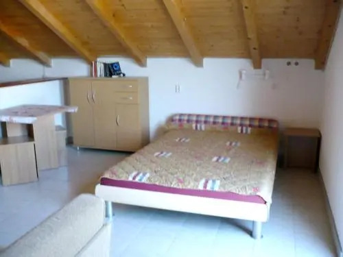 Apartment Obala Petra Kresimira Iv 2