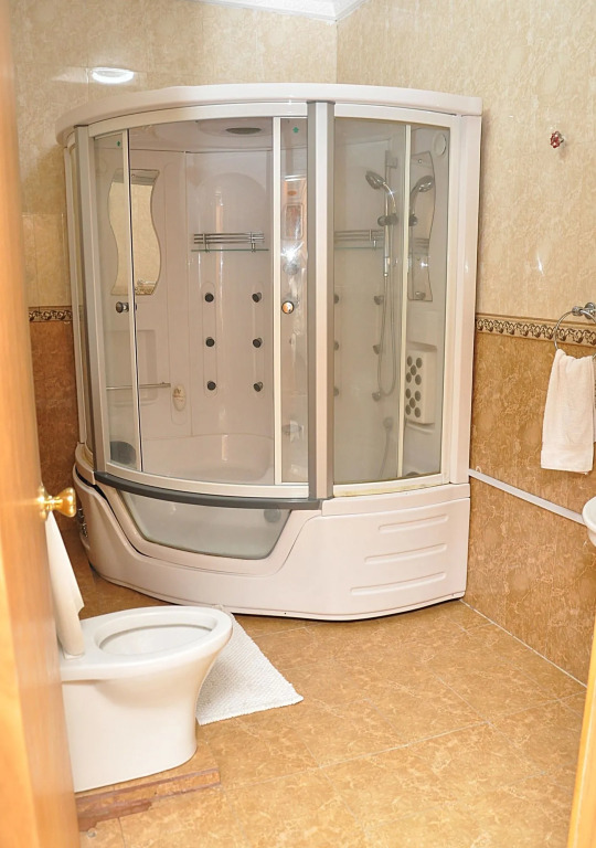 Topaz Luxury Suites & Apartments