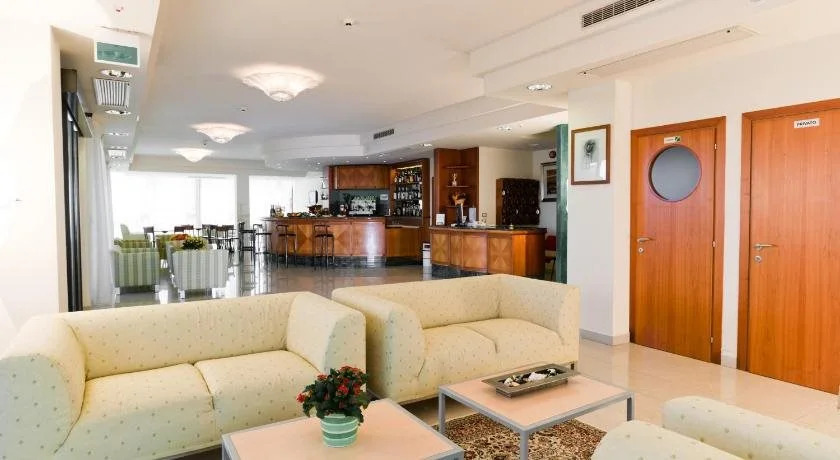 Hotel Globus