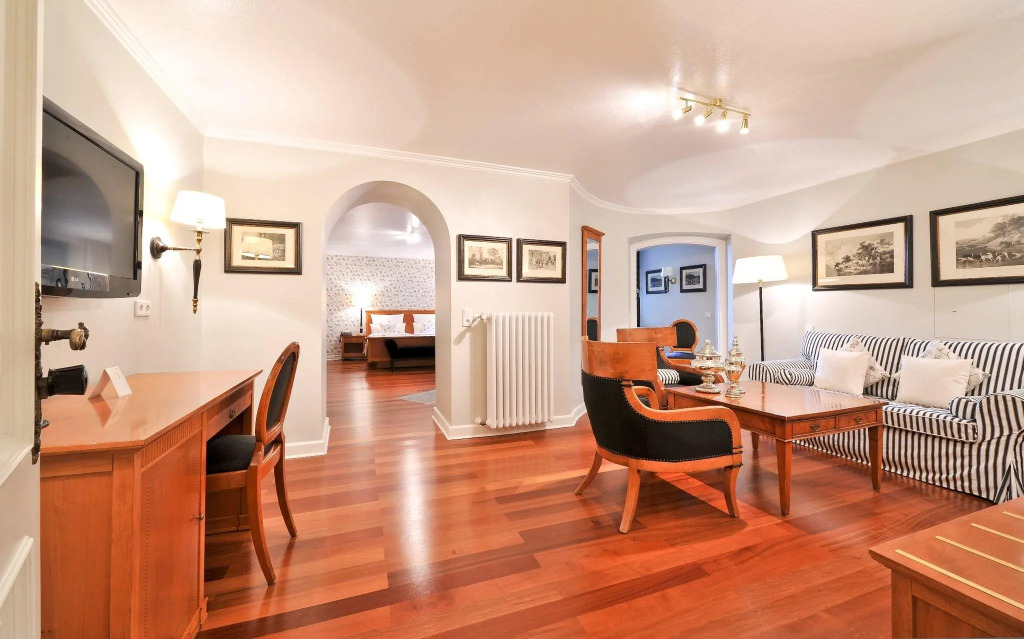 Boutique Hotel Windsor - The Charming City Hotels