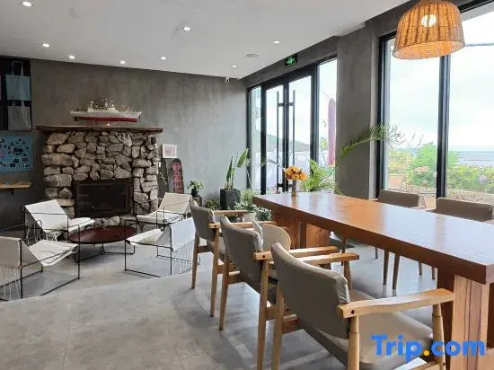 Shengwu Hai Homestay (Bianjiao Colorful Village Viewing Platform Branch)