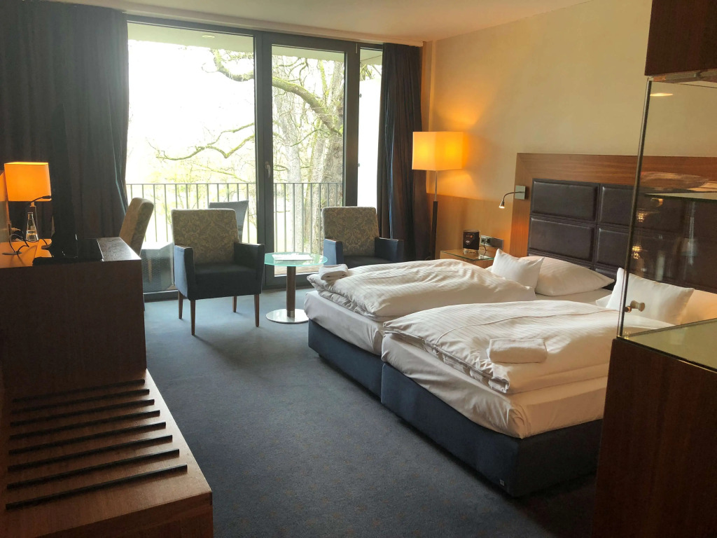 FAVORITE Parkhotel I Spa - Business - Fine Dining