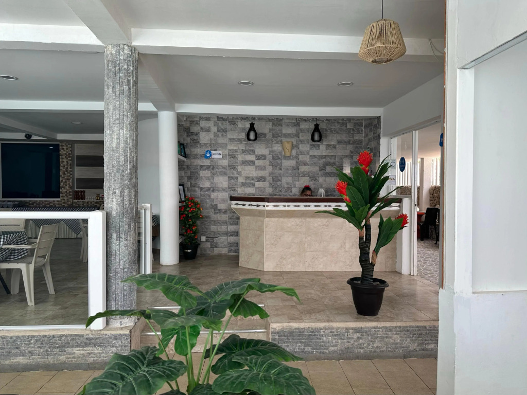 Island House Hotels