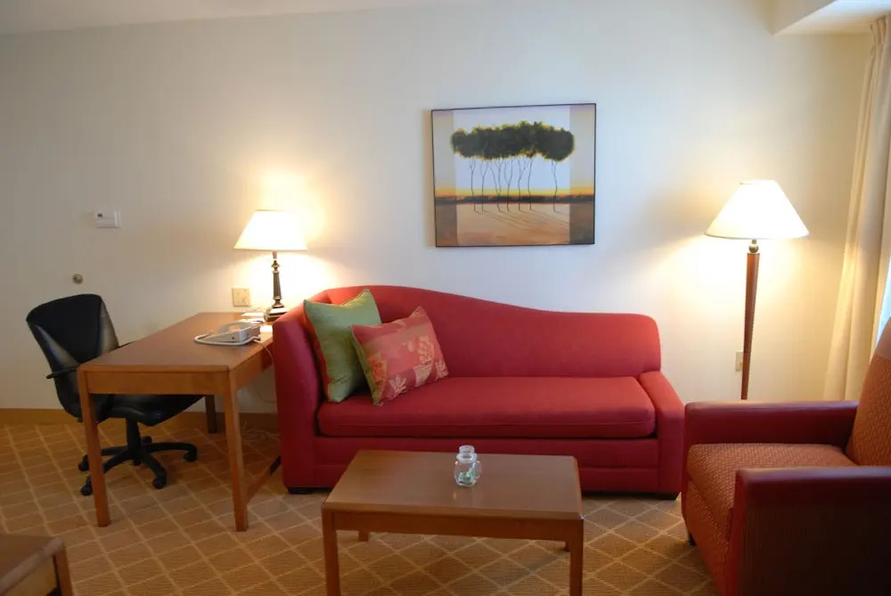 Lakeview Signature Inn Calgary Airport