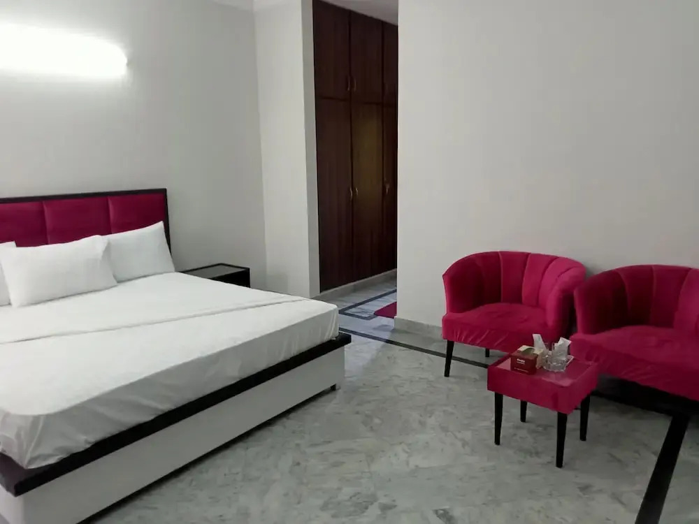 AK Rezidor Guest House