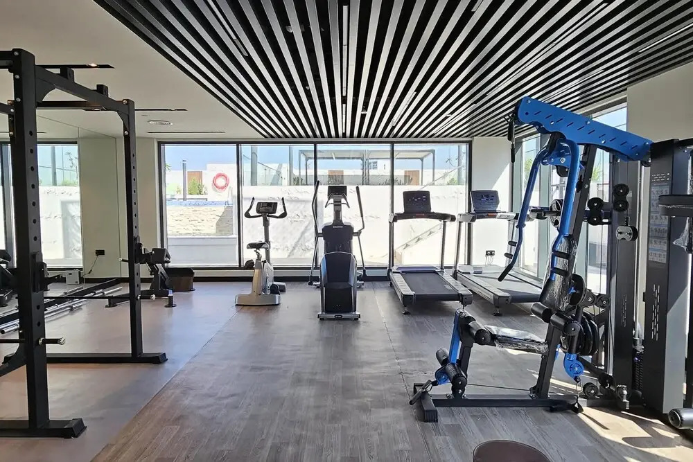 Peaceful Studio Flat That Sleeps 2 in Jumeirah Village Circle