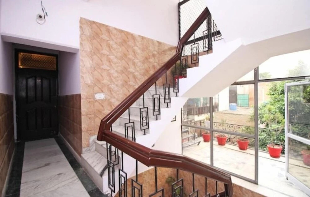 Winsome Residency