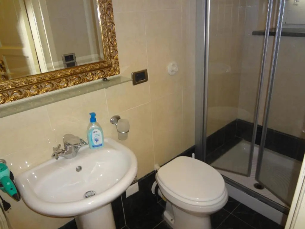 Agli Antichi Quartieri Apartments & Room