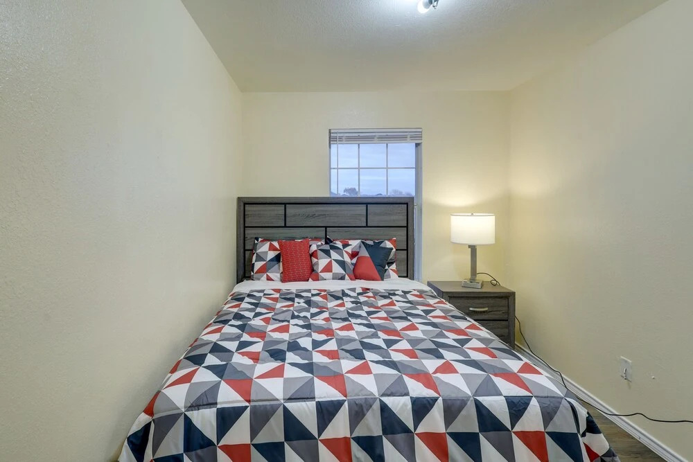 5 Mi to Fort Hood Shopping: Quiet Killeen Townhome