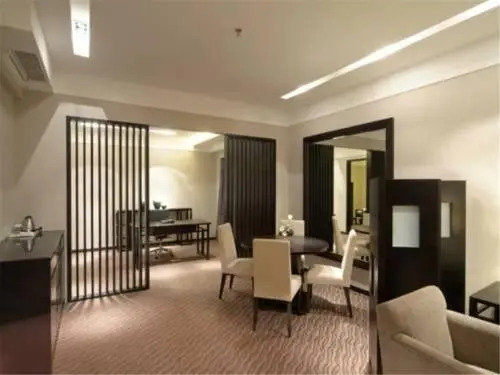 Zhongshan Tegao Business Hotel