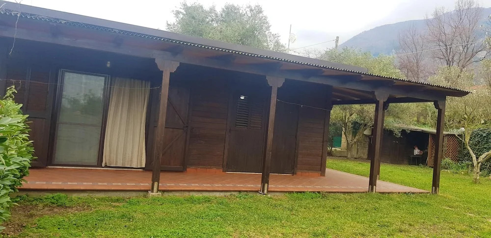 House With one Bedroom in Sant'antonio Abate, With Wonderful Mountain View, Enclosed Garden and Wifi Near the Beach