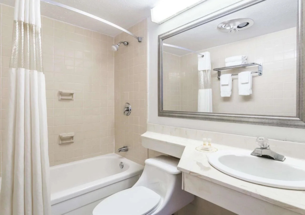 Regency Inn