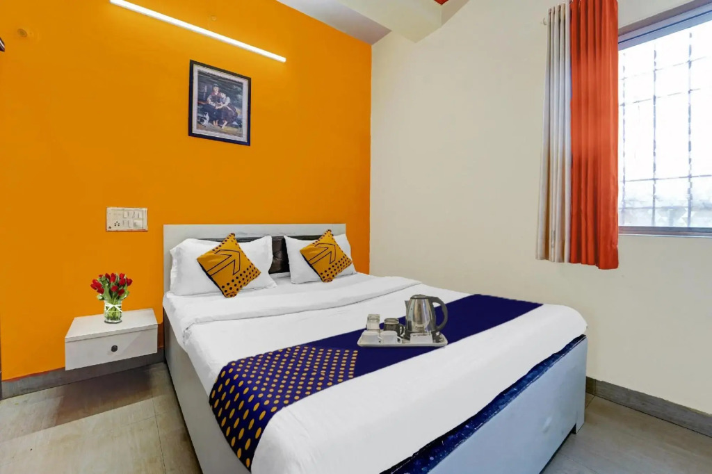 SPOT ON 70096 Hotel Shiv Shilpa