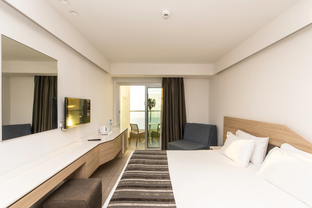 Evalena Beach Hotel