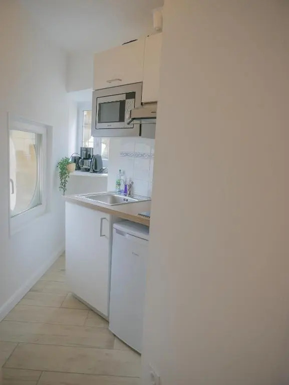 Studio rénové avec terrasse et vue unique !