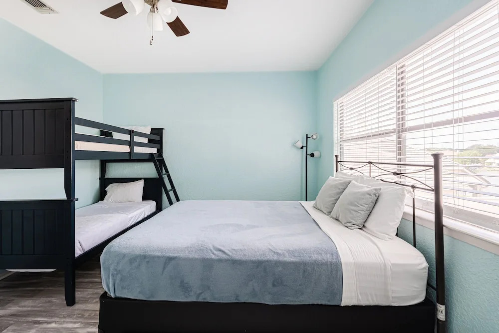 Horseshoe Bay Townhome w/ Water Access!