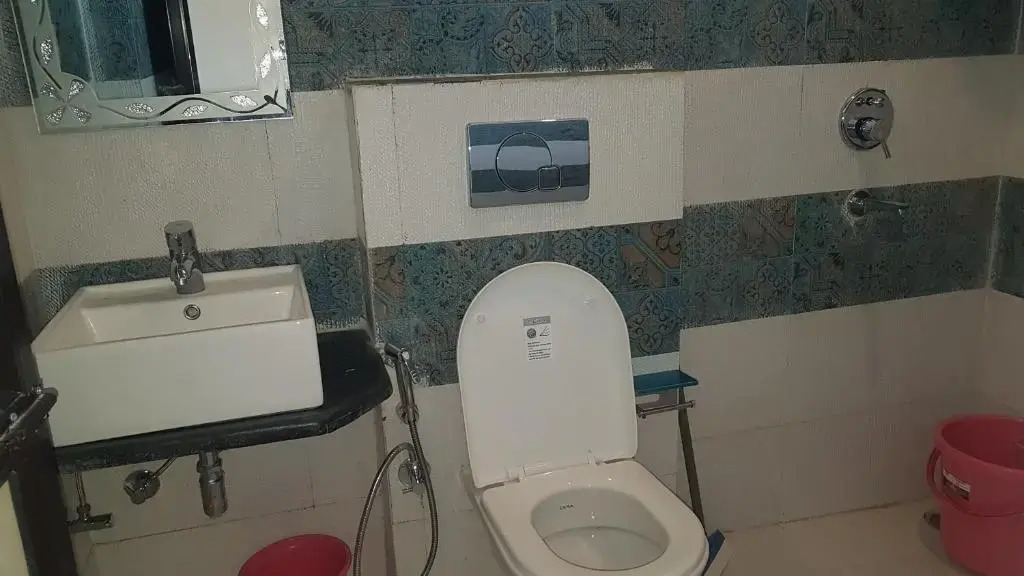 Hotel Once Again