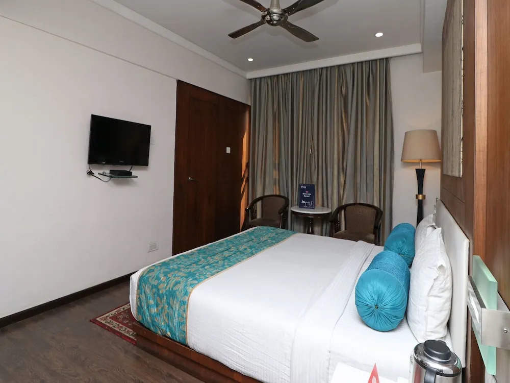Capital O 3194 Hotel Dayal International