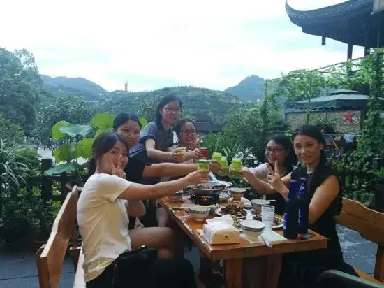 372 Jingjings Home Inn