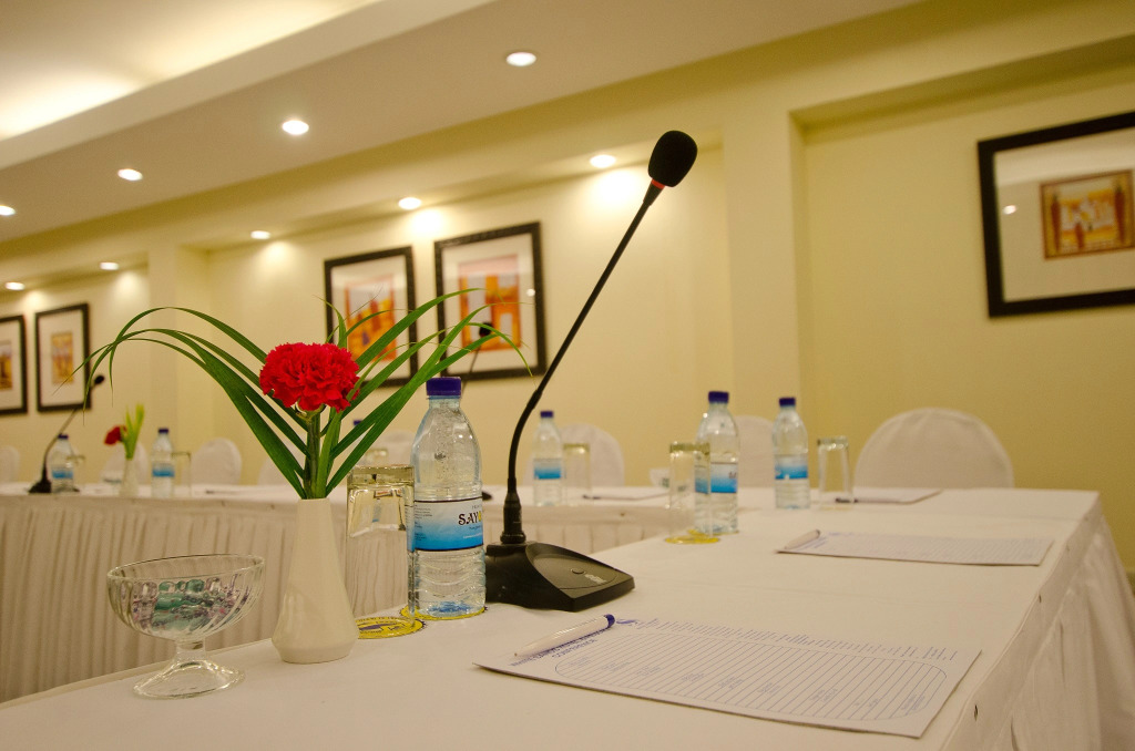 Курортный отель White Sands Conference Centre