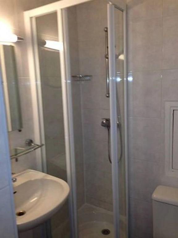 Hotel Avalon Paris Gare du Nord
